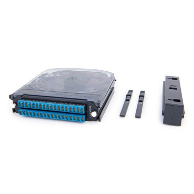 Corning CCH-CS36-AE-P00RJ 36F LC Duplex CCH Pigtailed Splice Cassette (OS2)