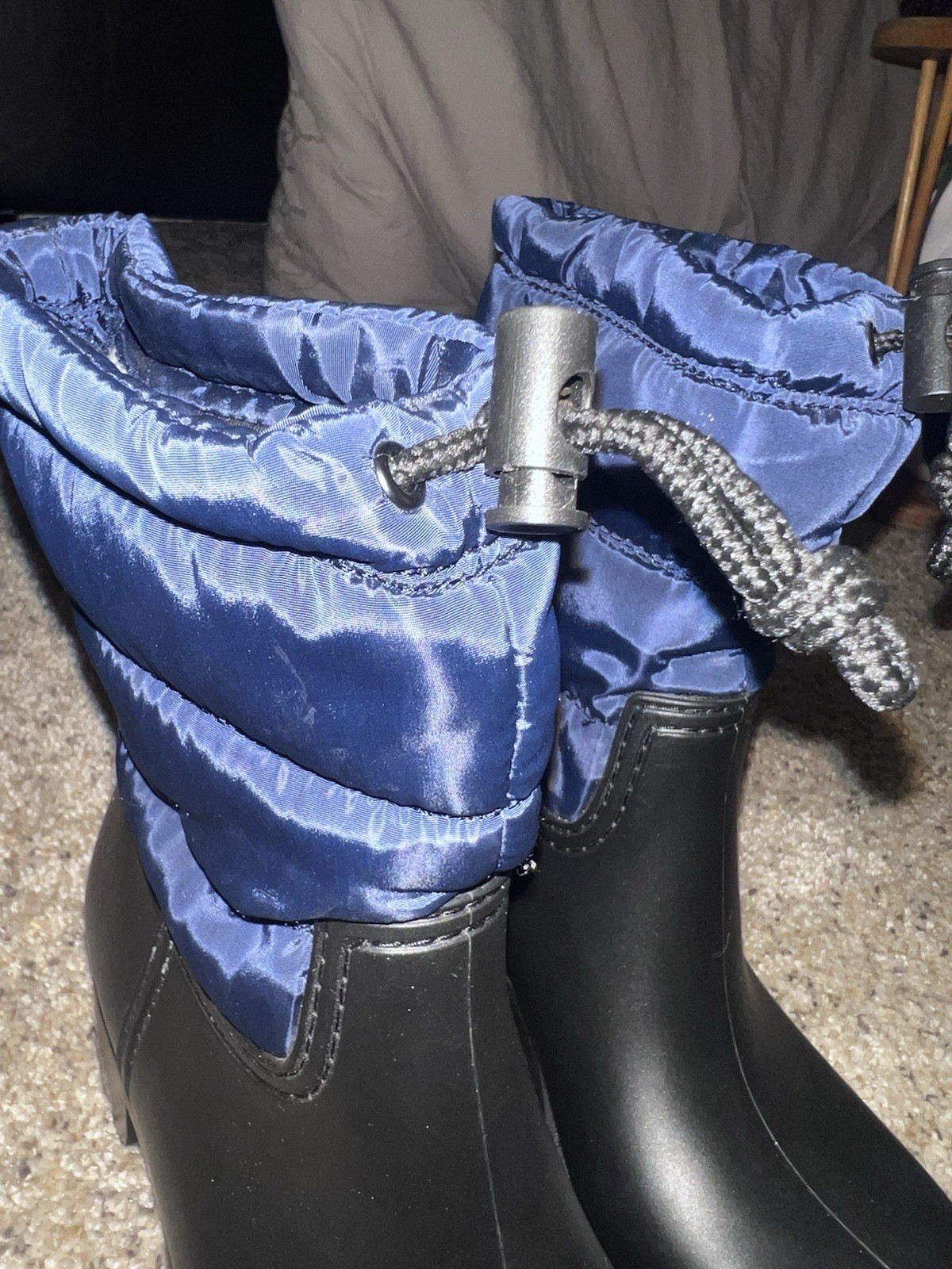 Nine West Women's Kalie Winter Boots Size Black Rubber Navy Ankle