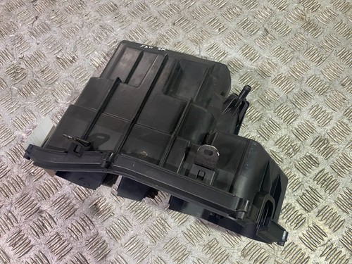 BMW 3 F30 F35 F31 2013 Diesel rechts Motorsteuergerät Kasten UTO44899