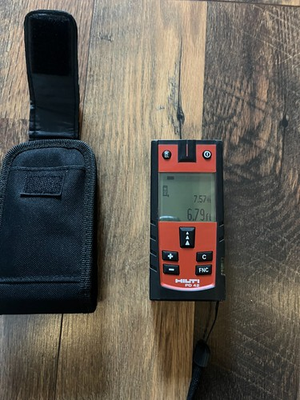 #ad #ad DEFECTIVE HILTI PD42 DIGITAL LASER DISTANCE MEASURER Read Description G3D $125.00