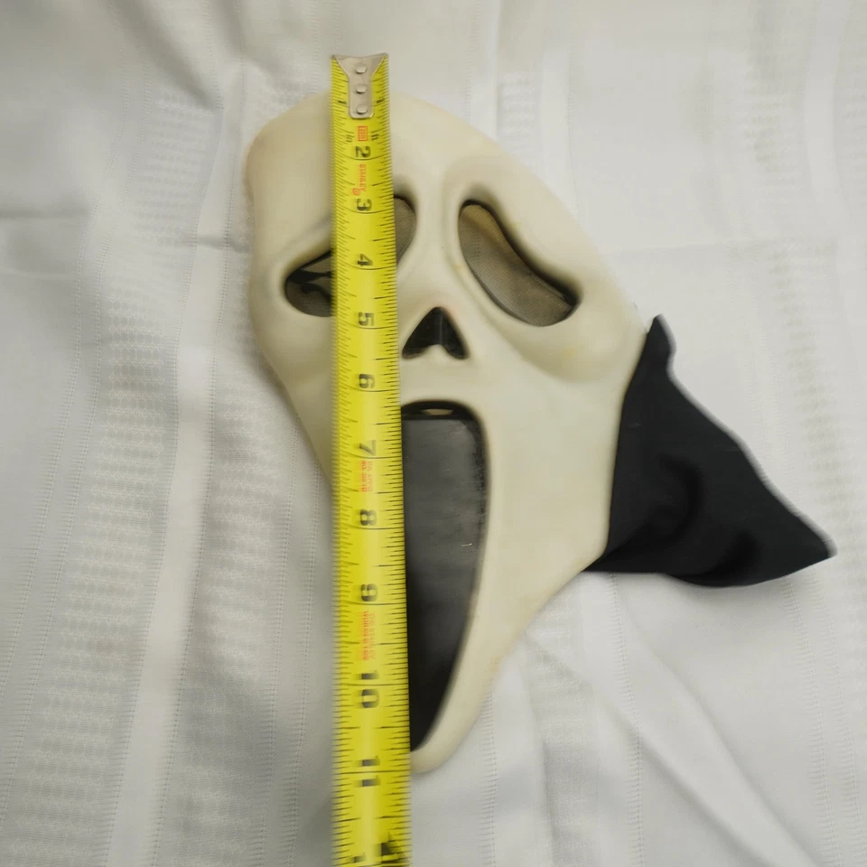 Fun World Ghostface Mask Adult One Size Scream Easter Unlimited Black Shroud - Image 4 of 4