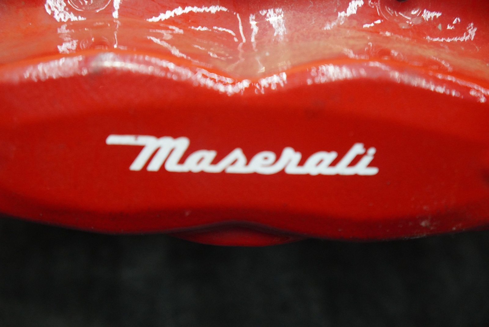 Rear Left Driver Side Brake Caliper Red OEM Maserati Quattroporte M156 2014-16