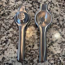 Set of 2 Stainless Steel Citrus Juicers