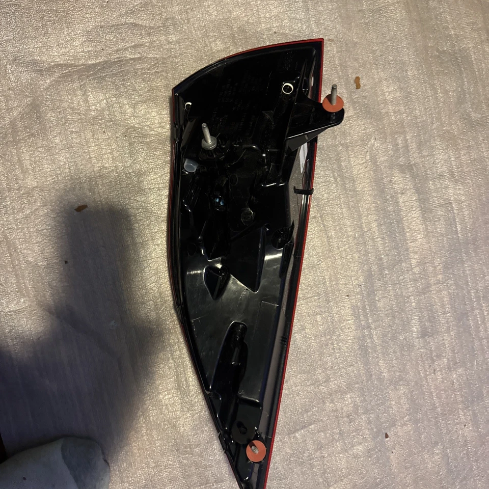 APTO MERCEDES BENZ GLE 350 450 580 2020-2023 LUZ TRASERA PASAJERO LUZ TRASERA Foto 4 de 4