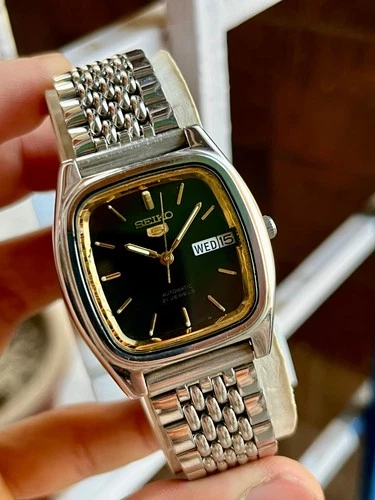 VINTAGE SEIKO 5 AUTOMATIC 6319-518A Day date mens watch japan made
