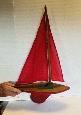 Vintage Mid-Century ''Star Yacht'' Wooden Pond Boat Sailboat 15'' Long X 25'' Tall