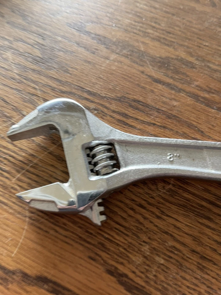 Llave Cobalto Ajustable Cromo Vanadio 200 mm/8" EE. UU. Foto 3 de 4