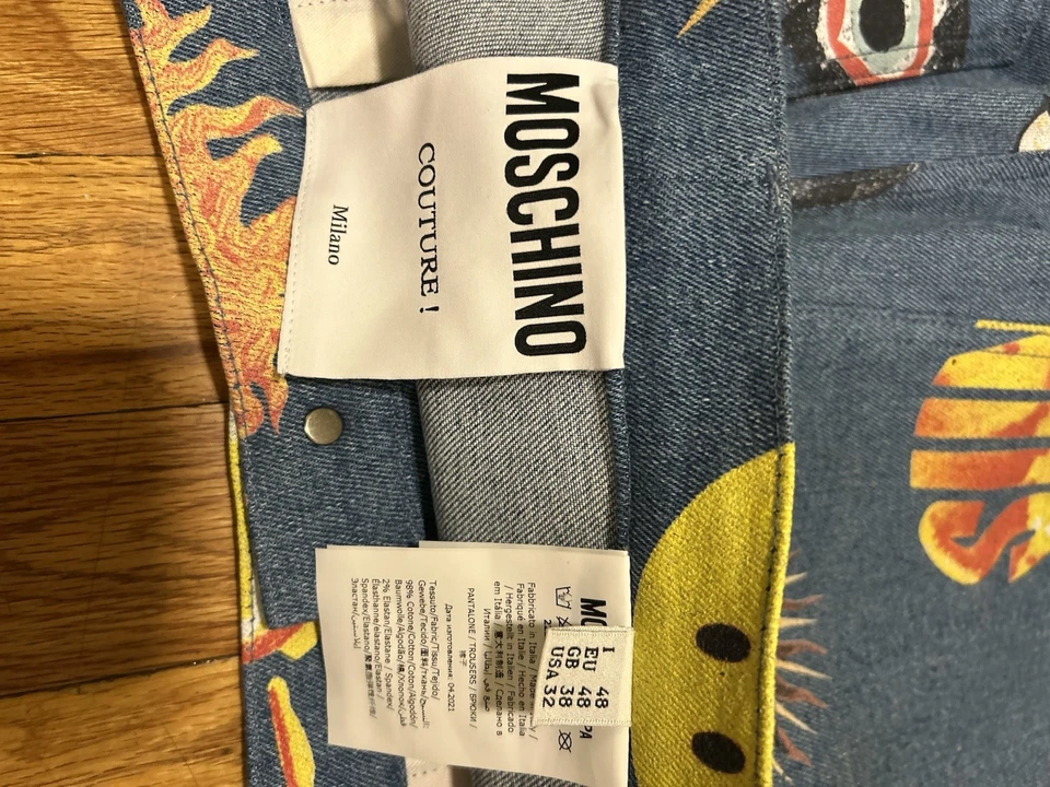 Moschino Jeremy Scott Blue Denim Men’s Shorts With Sun Print. Size 32 USA Medium - Image 3 of 4