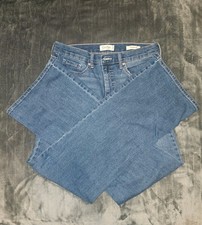 Jessica Simpson Women's Mid-Rise Slight Flare Soft Stretch Boot Cut