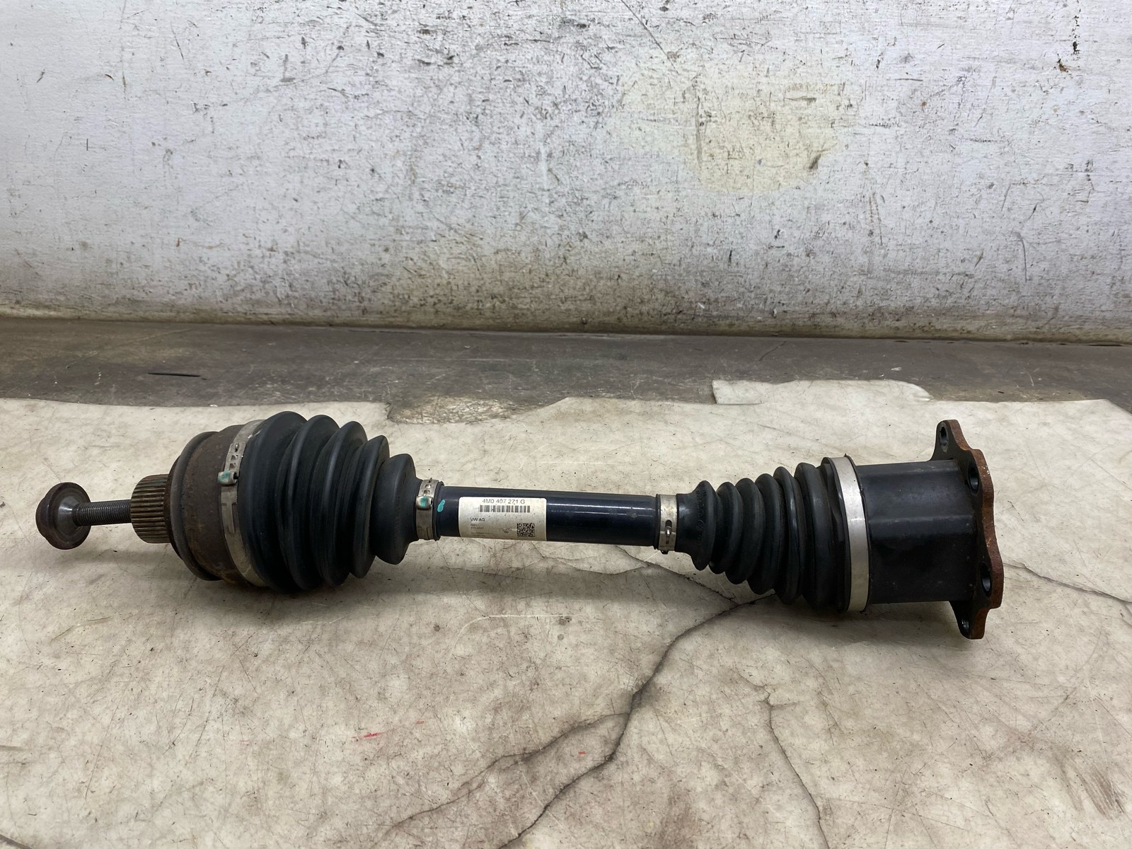 2015-2020 BENTLEY BENTAYGA OEM RH FRONT RIGHT CV AXLE SHAFT *109K* 4M0507271G