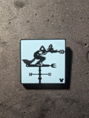 Big Bad Wolf Weathervanes DLR 2019 Hidden Mickey Disney Pin 138592