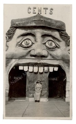 1910s Human Face Amusement Park Roadside Snapshot Photo