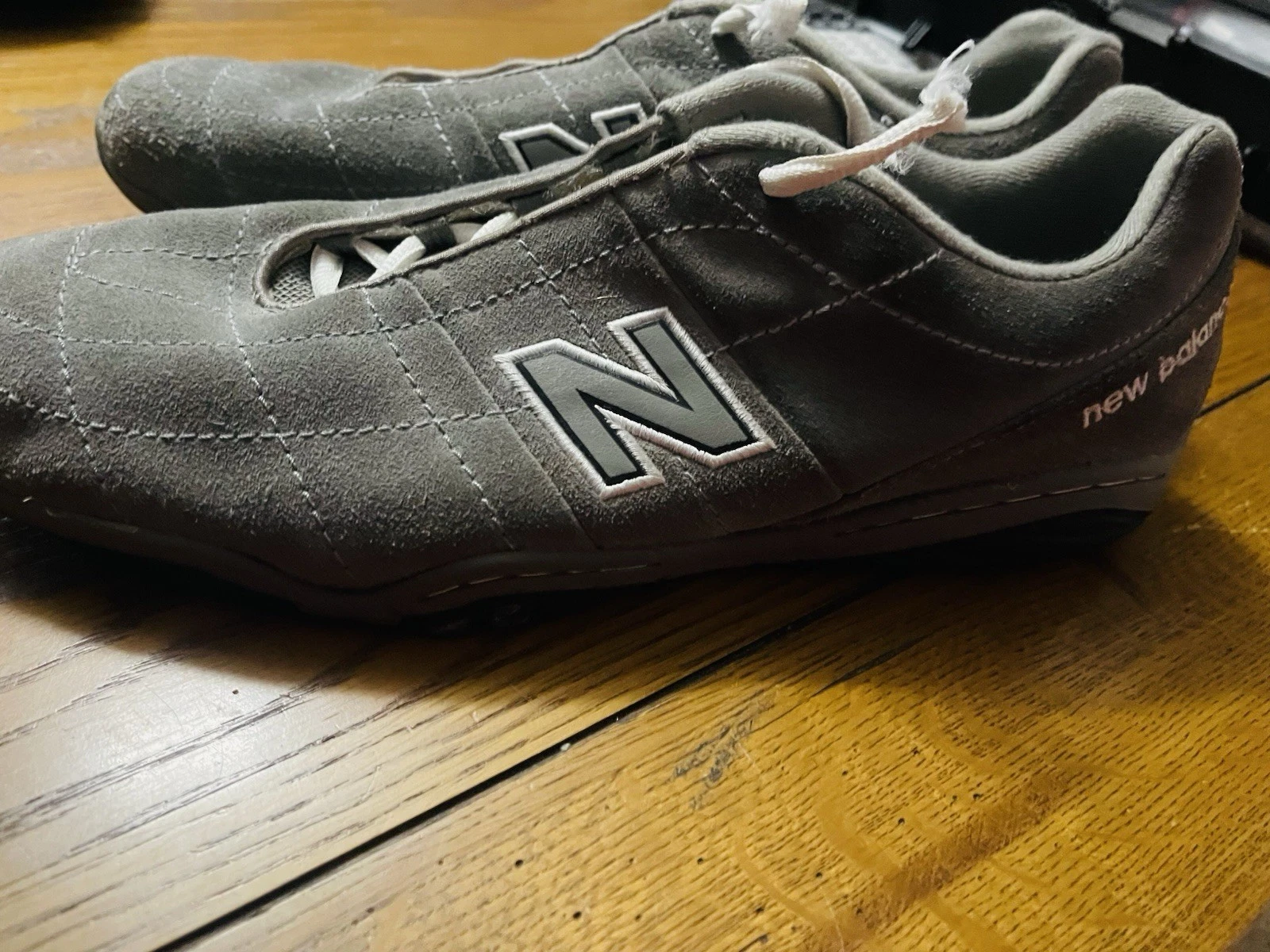 Sneakers New Balance 589 in camoscio trapuntato taglia 11