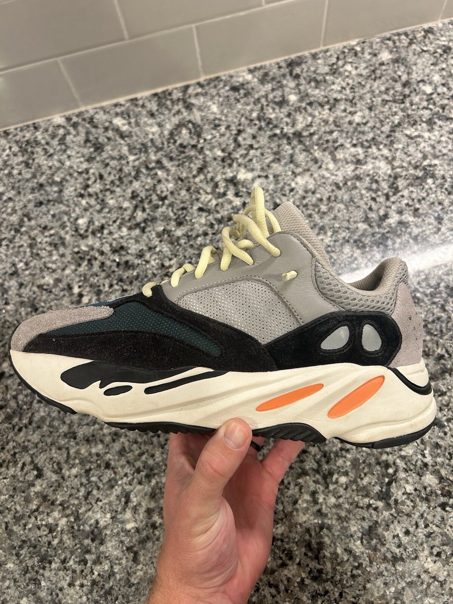 adidas gazelle silver green womens Yeezy Wave 700 Runner OG V2 Static – Feetkicks main image 0