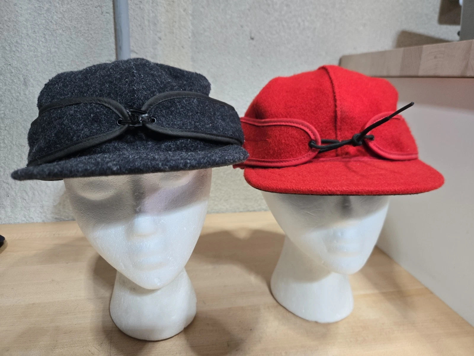 Lot 2 Stormy Kromer Original Kromer Cap Winter Wool Hat Earflap 7 3/4 Red & Gray