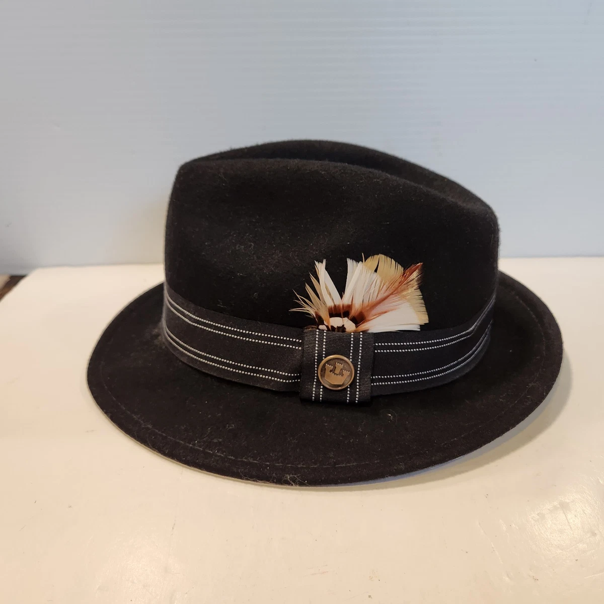 Goorin Bros Men display picture 2