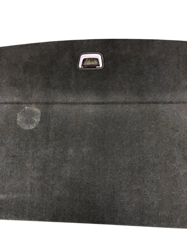 PANEL DE CUBIERTA DE PISO DE CARGA TRASERA CHEVY SUBURBAN OEM 2021-2023 | ALFOMBRA NEGRA Foto 4 de 4