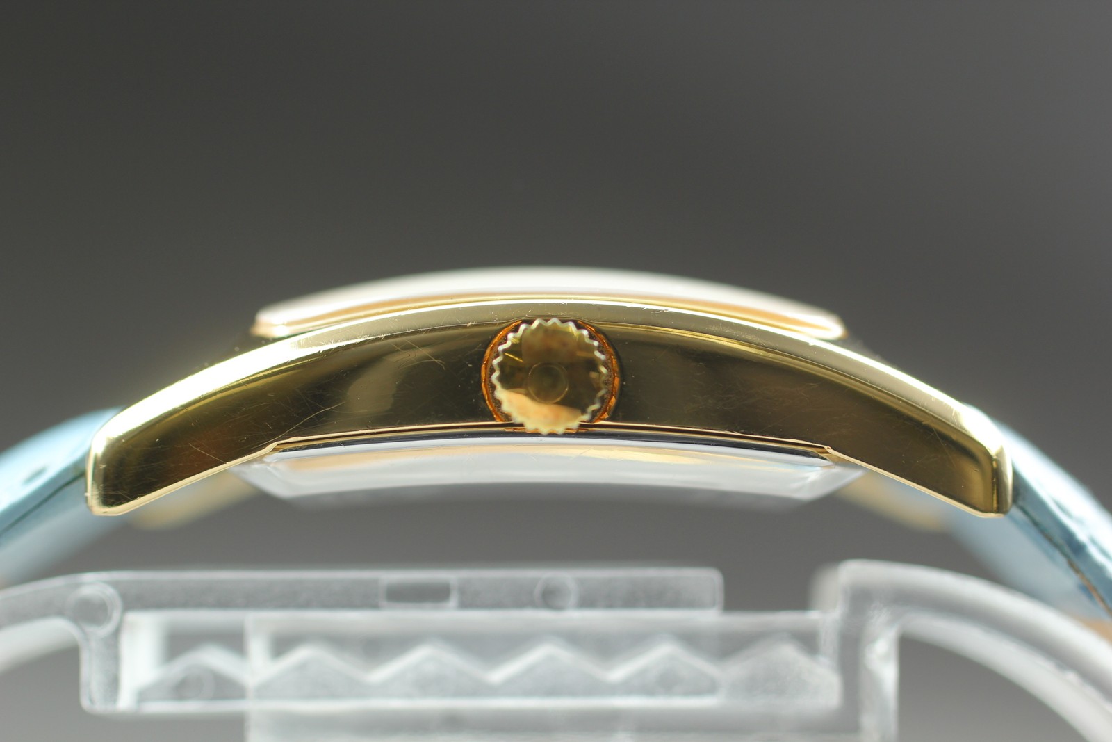 как выглядит New Batt Near MINT Hamilton 6186 Registered Edition Gold White Qz Womens Watch фото