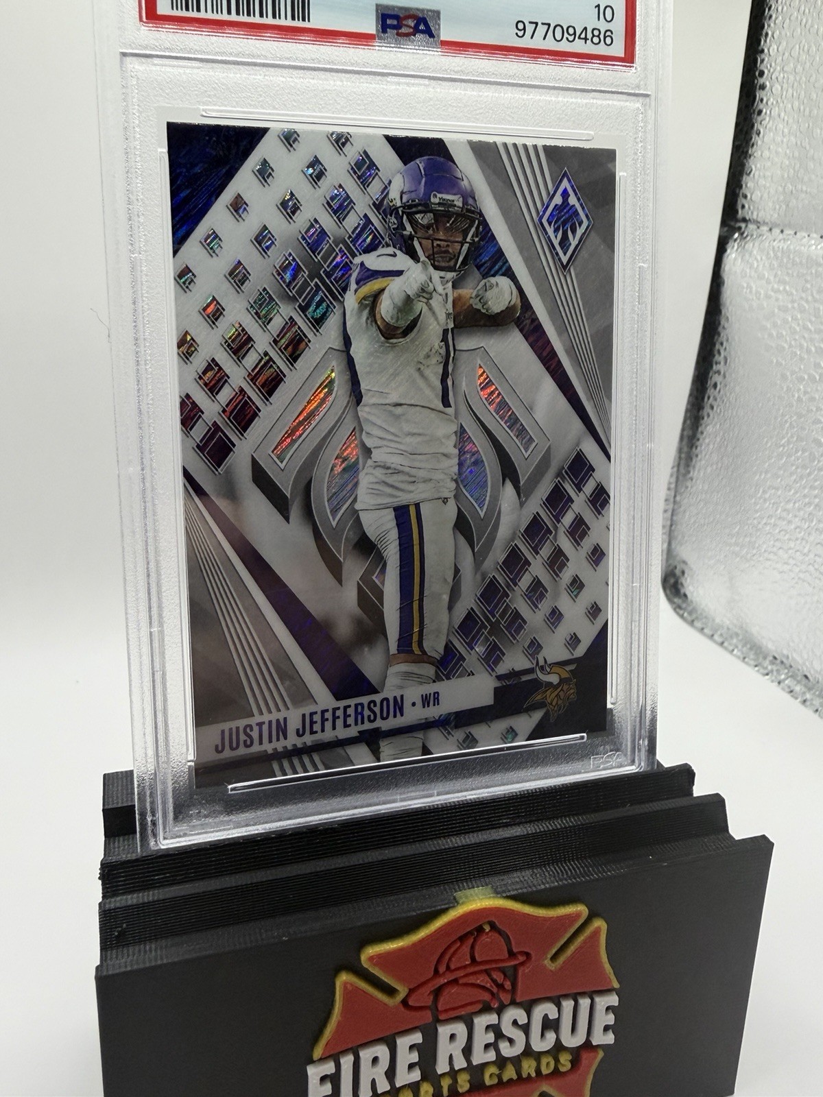 Justin Jefferson PSA 10 White Shimmer Phoenix 2023 #66 POP 2 PSA 10 Vikings view 3