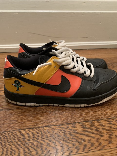 Excellence Nike SB Dunk Low Roswell Raygun BQ6832 101 White Black Yellow - Nike SB Dunk_20041805