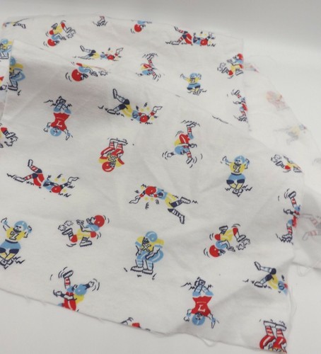 Vintage White Background Football Players Flannel Cotton Remnant Fabric 11 x 36" - Picture 4 of 4
