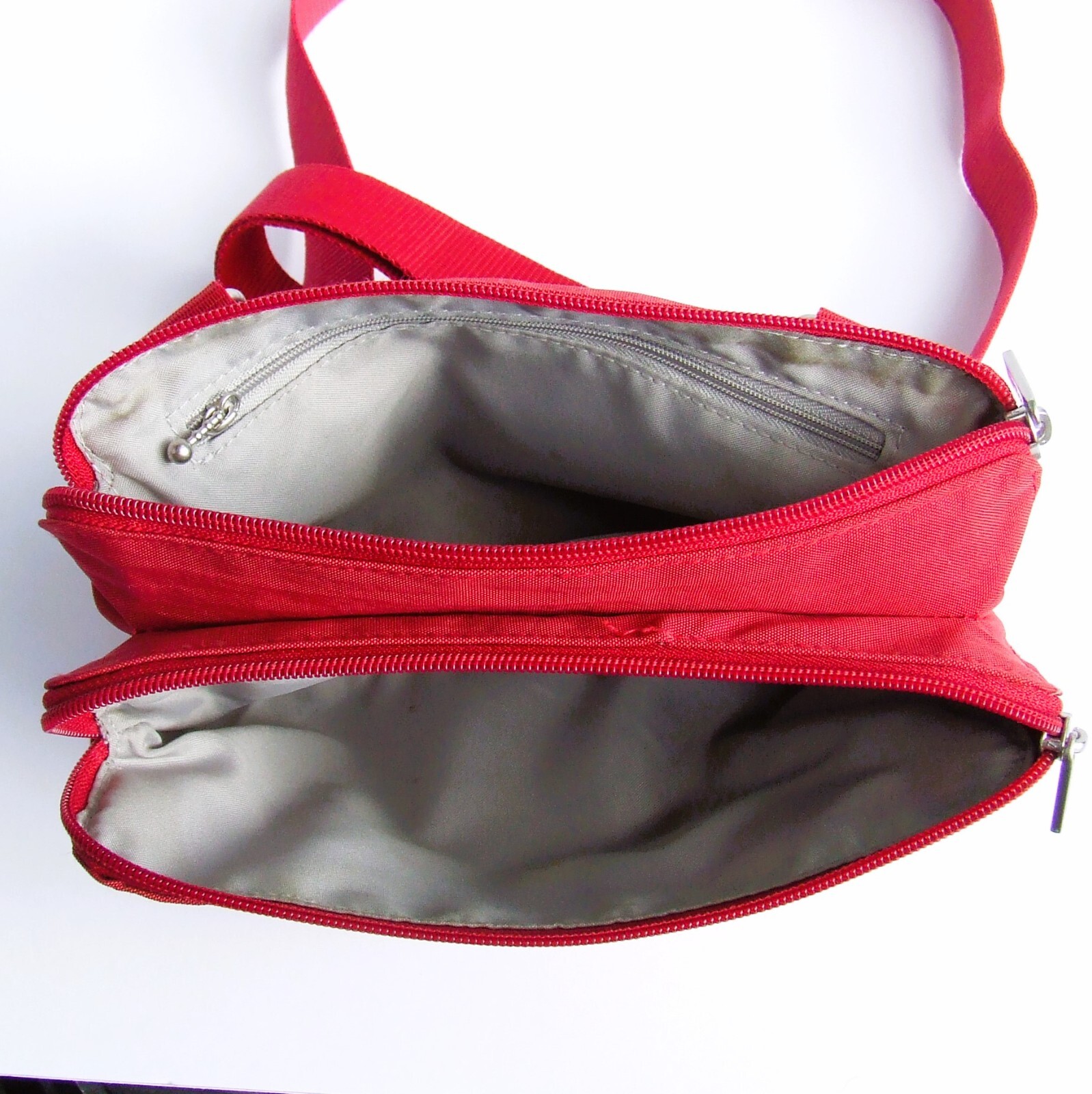 Baggallini Red Crossbody Organizer Purse Bag Adjustable Removable Strap