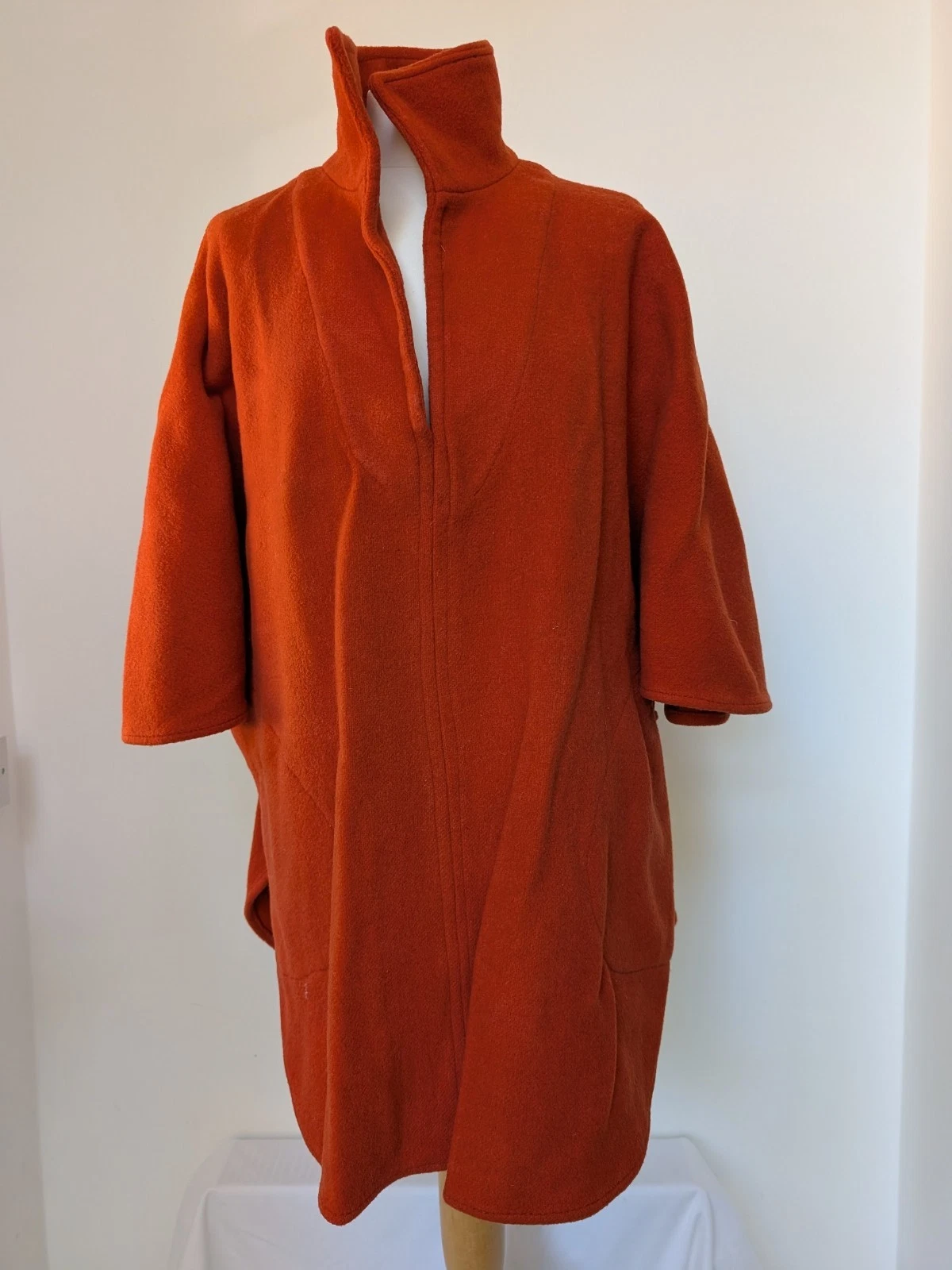 Pure Wool Poncho Burnt Orange Overjacket Pockets and Slit neck Size M
Opens in a new window or tab