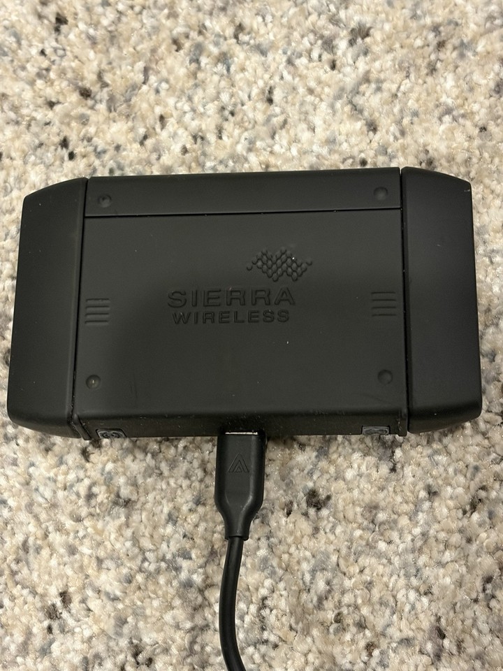 Sierra Wireless AirCard 754S AT&T Wireless Mobile HotSpot With Battery ...