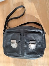 FOSSIL Black Leather Shoulder Bag 2 Front Pockets Inner Zip Pocket 11 x 6 x 2 in