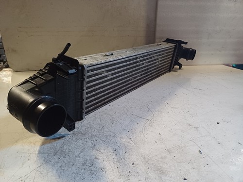 R7-15* Mercedes W212 W204 Ladeluftkühler Ladeluft Kühler A2045000100 2045000100