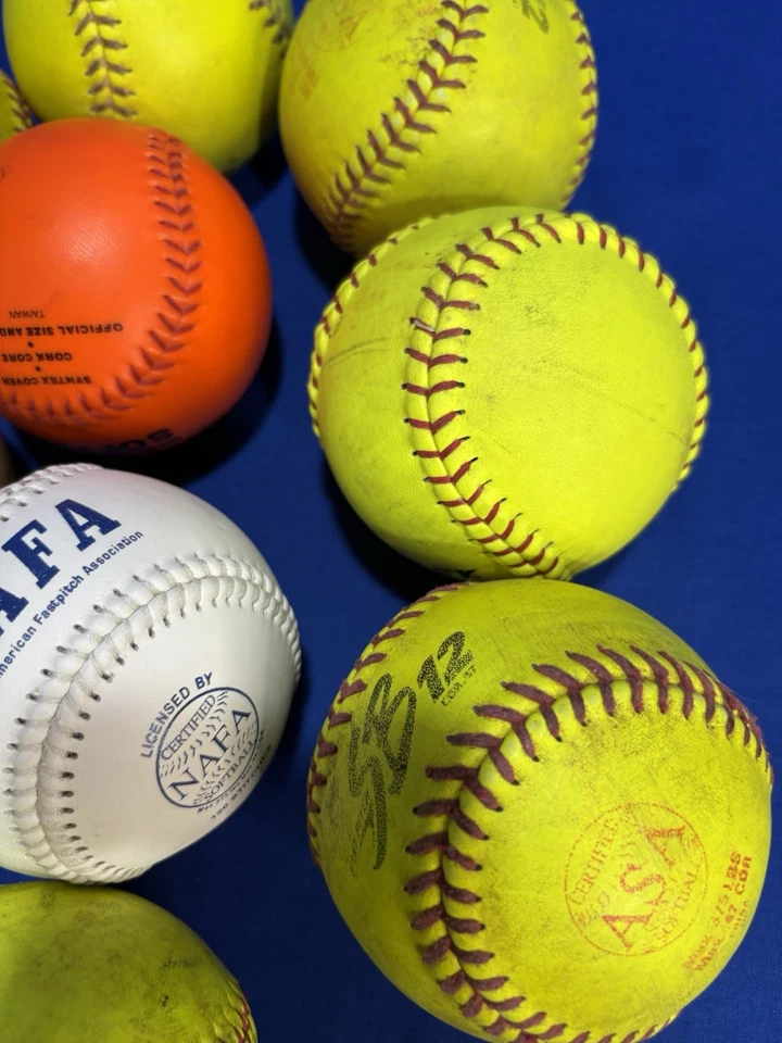 Смешанный лот из 12 б/у софтбольных мячей Shag Practice с медленной подачей 12 дюймов цвет желтый оранжевый - Изображение 4 из 4