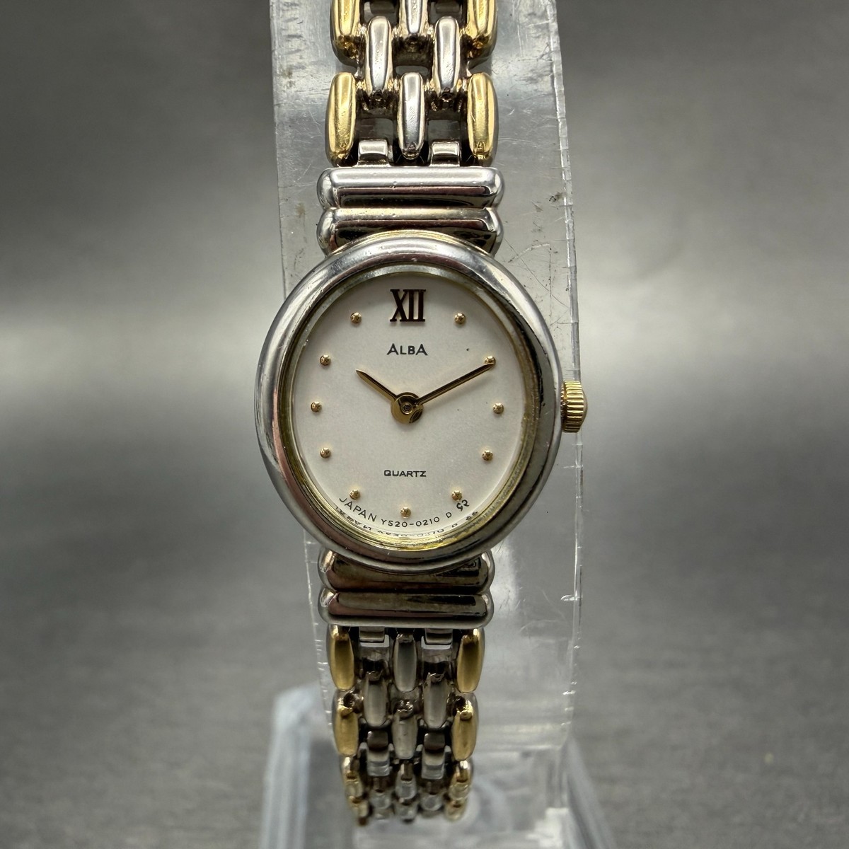 Seiko Alba Watch Women 15mm Silver Dial Two Tone Oval Y520-5070