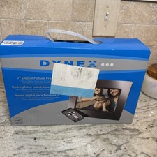 Dynex 7  Digital Picture Frame with Remote DX-DPF7-10 Open Box New