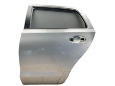 Porte arrière et accessoires Toyota URBAN CRUISER