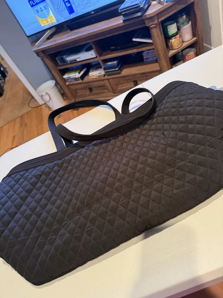 Bolso grande Vera Bradley negro con interior de guepardo Foto 3 de 3