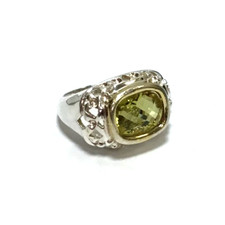  MA3 Ladies 925 Sterling Silver 7.9 Grams Green Stone Fashion Ring - Size 6.25