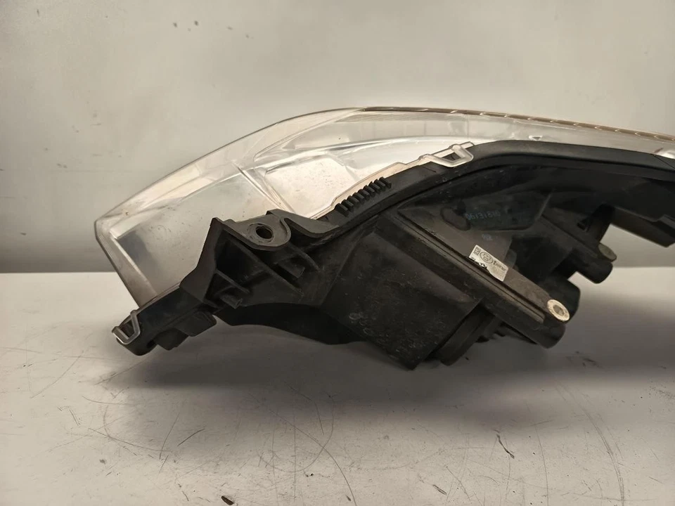 Opel Astra H Caravan ab 2007 orig Scheinwerfer rechts Chrom hinterlegt Facelift  - Bild 2 von 4