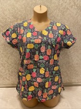 Zoe  Chloe Women's Scrub Top. Multicolor Pineapple Print. Size Medium.