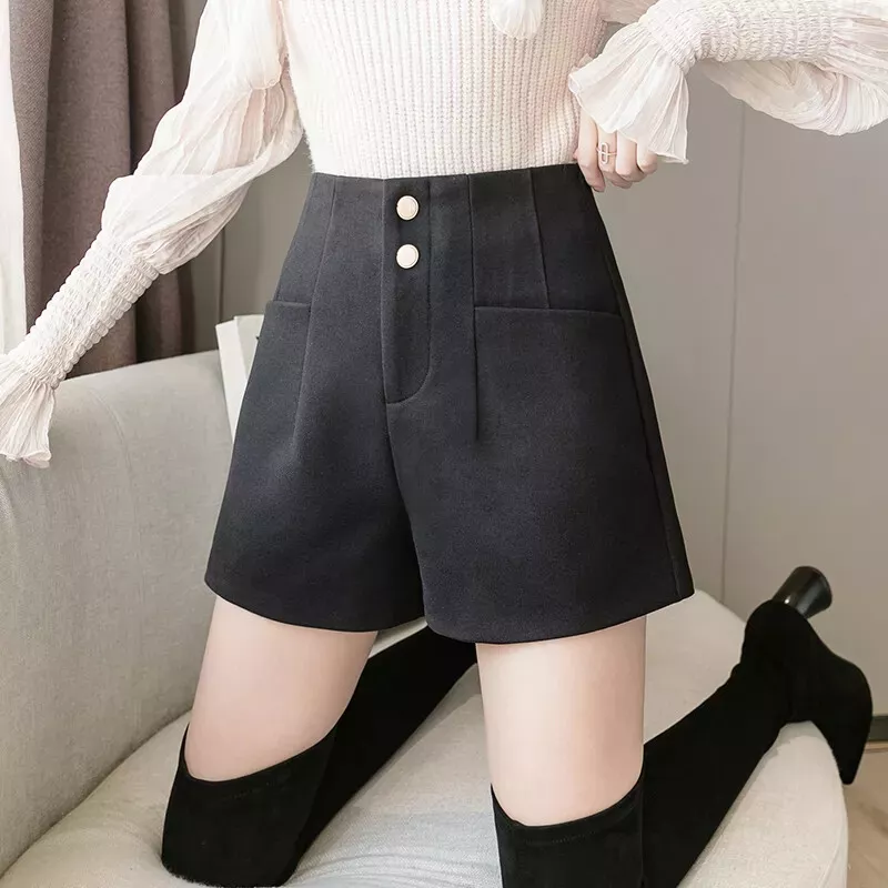 Pantaloni corti invernali hotsell