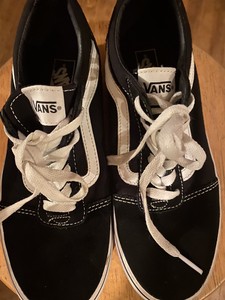 vans old skool youth size 5
