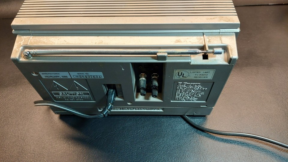 Vintage 1985 Emerson Model VR35 AC/DC Portable TV / AM/FM/PSB Retro ...