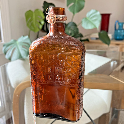 Antique BDC Belfast Distillery Amber Whiskey Bottle Dominion Glass c1913