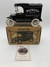 ERTL COLLECTIBLES 1913 FORD MODEL T WATKINS 1:25 DIE-CAST COIN BANK NIB