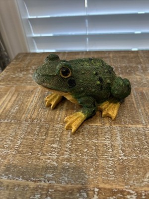 Cute Resin Vintage Frog