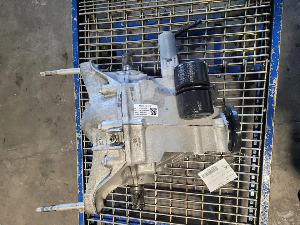 Б/у держатель дифференциала в сборе подходит: задняя ось 2023 Jeep Grand wagoneer 3,92 - Изображение 2 из 4