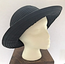 Adorable David & Young Packable Womens Summer Hat Black w/White Stitching & Bow