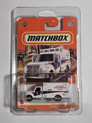 2022 Matchbox International Terrastar Ambulance Paramedic First Response 1:64