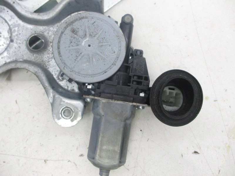 司机左后窗调节器电动适合 12-17 丰田 CAMRY 30335 — 第 4/4 张图片