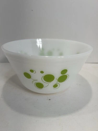 Vintage Federal Glass Atomic Dots Milk Glass 8" Mixing Bowl Green