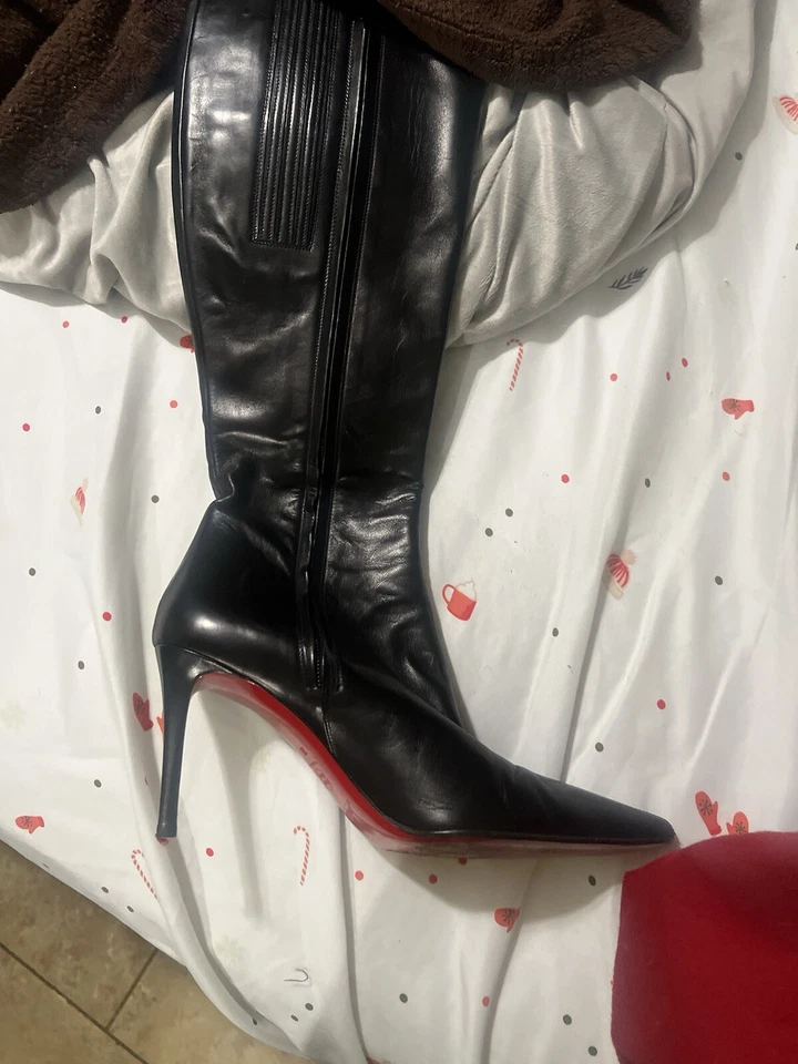 Christian Louboutin Eloise Botta Pointed Toe Knee High Boot - Image 2 of 3